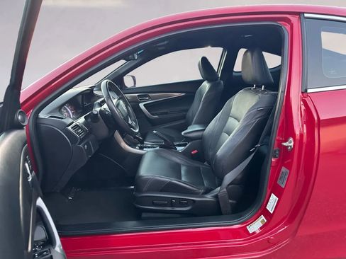 Used 2017 Honda Accord EX-L image 11