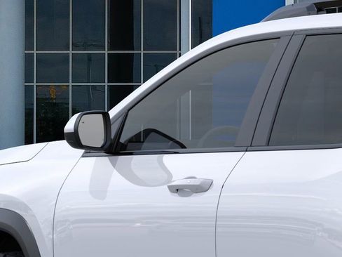 New 2026 Chevrolet Equinox ACTIV image 12