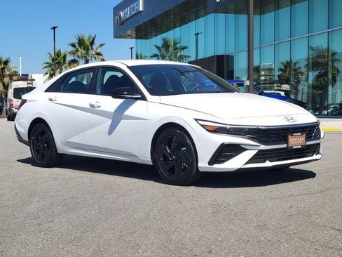 New 2026 Hyundai Elantra Sport FWD image 31
