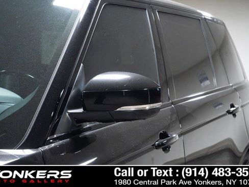 Used 2018 Land Rover Range Rover Long Wheelbase Supercharged image 12