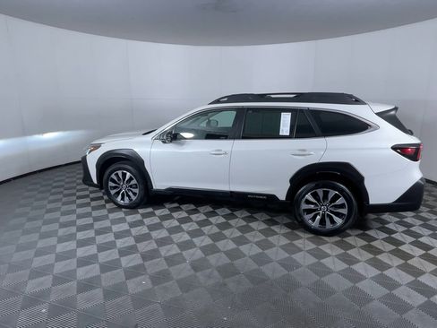 Used 2023 Subaru Outback Limited XT image 6
