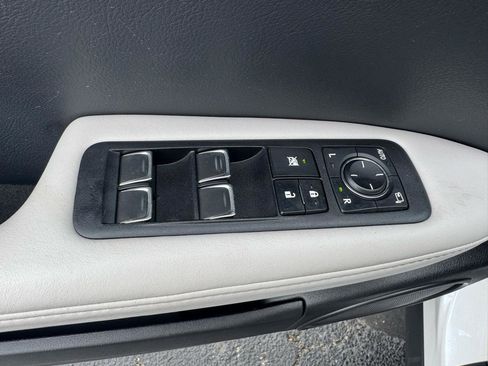 Used 2020 Lexus RX 350 FWD w/ Accessory Package image 11