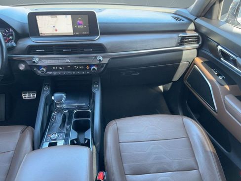 Used 2022 Kia Telluride SX w/ SX Prestige Package image 27