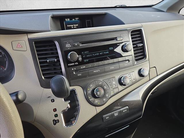 Used 2011 Toyota Sienna LE w/ Towing Pkg FWD image 12