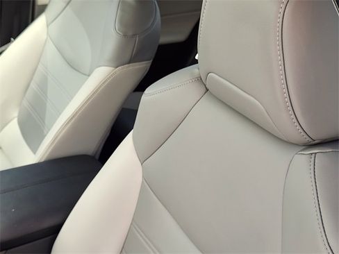 Used 2024 Toyota RAV4 XLE Premium image 18