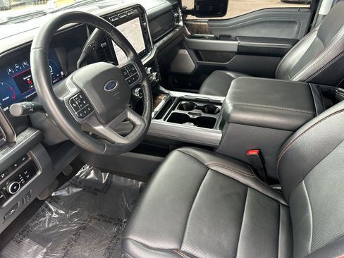 Used 2024 Ford F250 Lariat w/ Lariat Ultimate Package AWD/4WD image 11