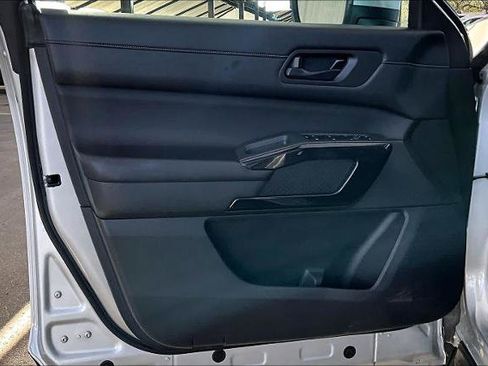 Certified 2024 Nissan Pathfinder SV image 20