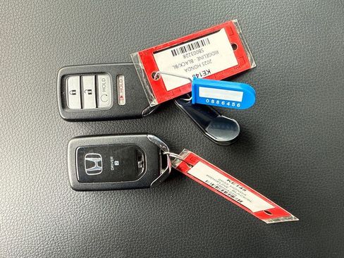 Certified 2025 Honda Ridgeline RTL+ image 4