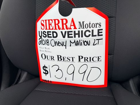 Used 2018 Chevrolet Malibu LT image 12