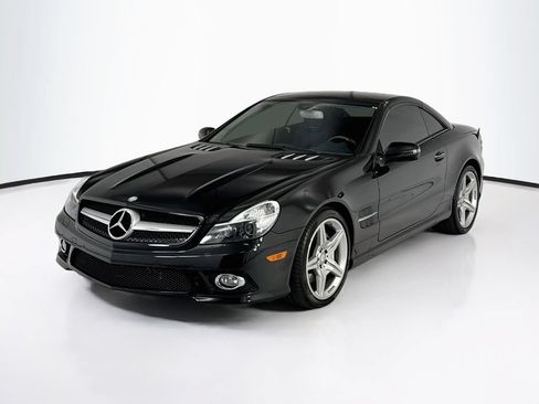 Used 2011 Mercedes-Benz SL 550 image 12