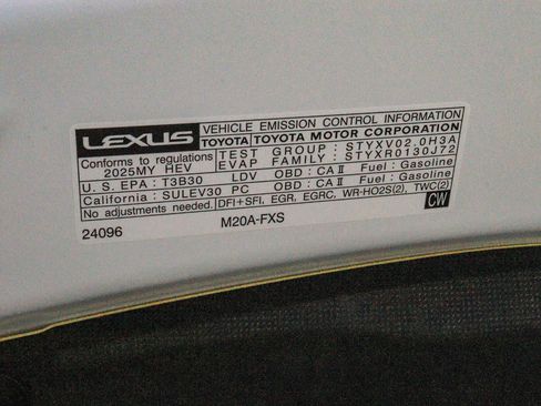 Certified 2025 Lexus UX 300h FWD w/ Accessory Package (Z2) image 29