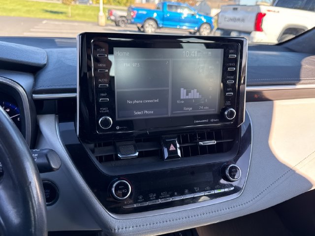Used 2021 Toyota Corolla XSE FWD image 25