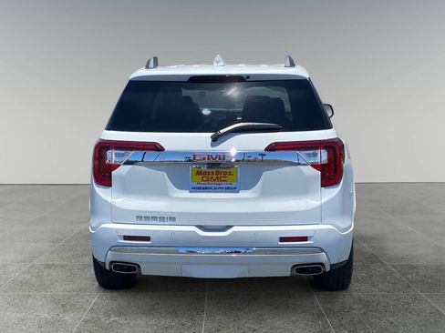 Used 2023 GMC Acadia Denali w/ Denali Ultimate Package FWD image 4