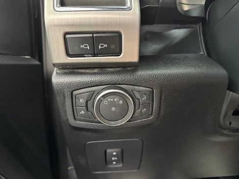 Used 2016 Ford F150 Platinum w/ Max Trailer Tow Package AWD/4WD image 41