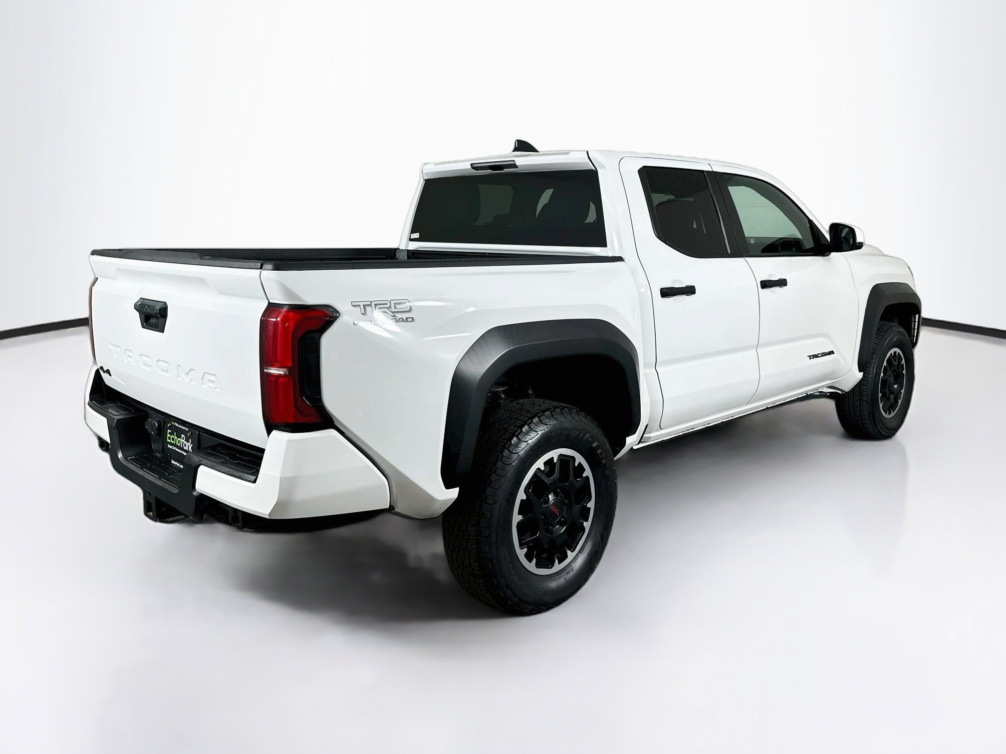 Used 2024 Toyota Tacoma TRD Off-Road AWD/4WD image 9