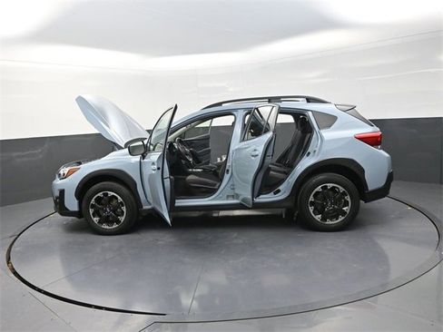 Used 2022 Subaru Crosstrek 2.0i Premium w/ Moonroof Package image 38