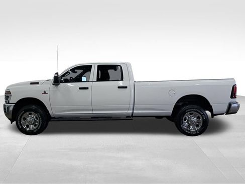 New 2026 RAM 2500 Tradesman AWD/4WD image 2