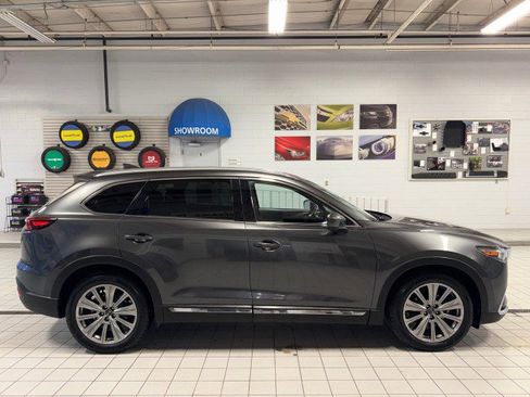 Used 2022 MAZDA CX-9 Signature image 2