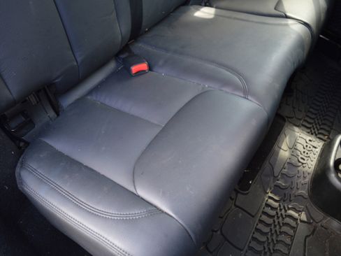 Used 2018 Jeep Wrangler Unlimited Sport S image 30