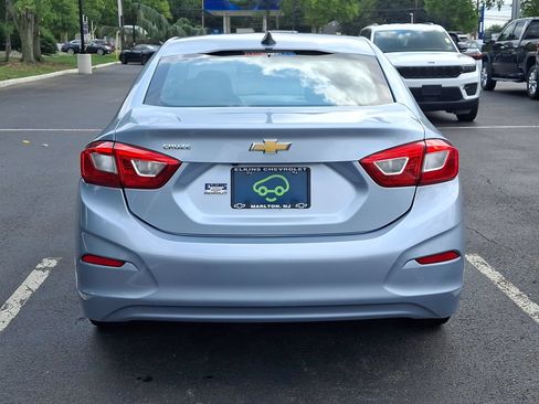Certified 2017 Chevrolet Cruze LS FWD image 20