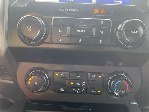 Used 2022 Ford F250 XLT w/ FX4 Off-Road Package AWD/4WD image 18