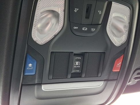 New 2026 RAM 1500 Express AWD/4WD image 17