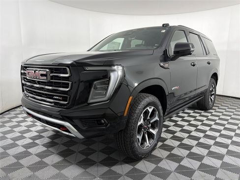 New 2026 GMC Yukon AT4 Ultimate AWD/4WD image 3