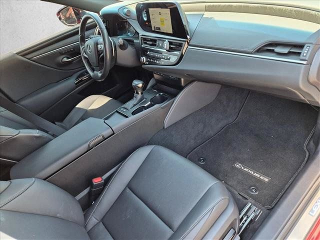 Used 2024 Lexus ES 300h w/ Premium Package FWD image 22