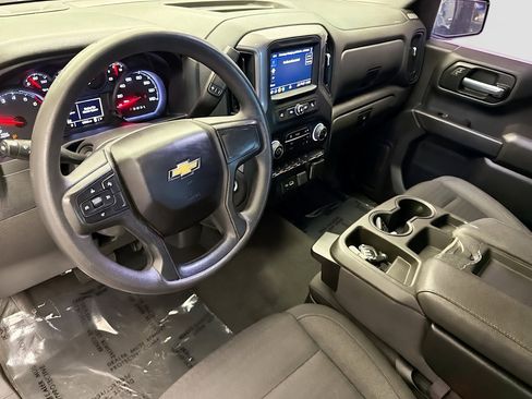 Used 2023 Chevrolet Silverado 1500 Custom RWD image 5