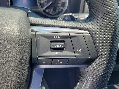 New 2026 Mitsubishi Outlander LE FWD image 18