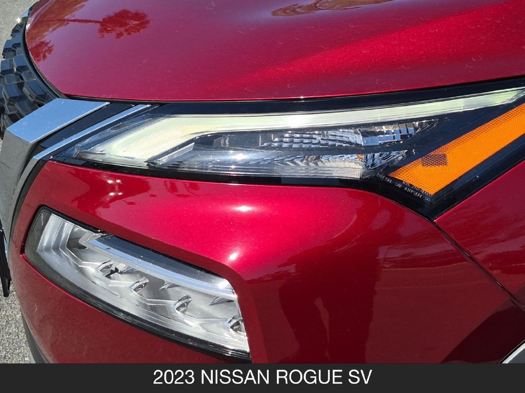 Certified 2023 Nissan Rogue SV FWD image 10