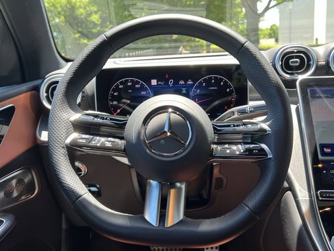Certified 2026 Mercedes-Benz GLC 300 4MATIC image 18