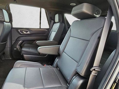 Used 2022 Chevrolet Tahoe Z71 w/ Luxury Package image 21