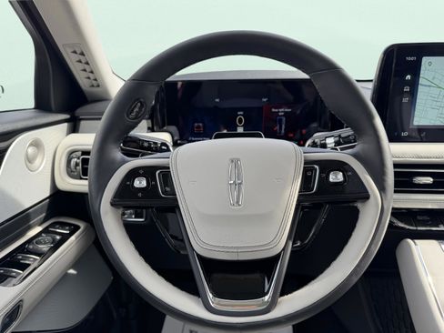 New 2026 Lincoln Aviator Reserve AWD/4WD image 19