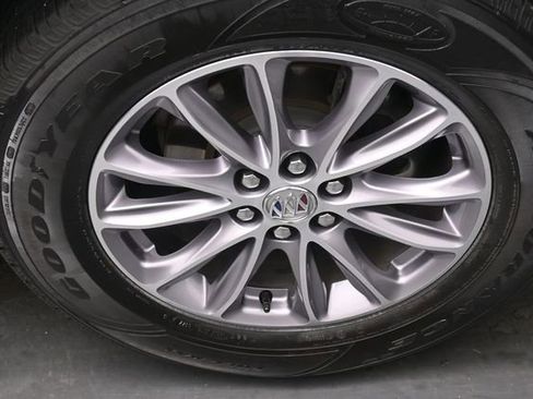 Used 2023 Buick Enclave Essence w/ LPO, Floor Liner Package FWD image 32