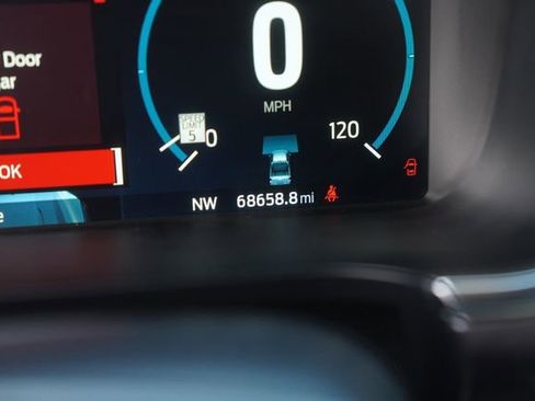 Used 2022 Ford F150 Platinum w/ Equipment Group 701A High image 26