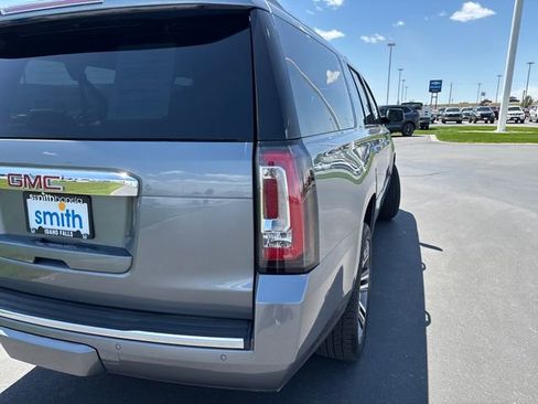 Used 2019 GMC Yukon XL Denali w/ Denali Ultimate Package AWD/4WD image 32