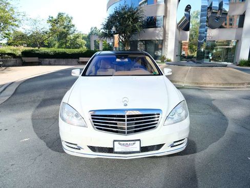 Used 2012 Mercedes-Benz S 550 4MATIC image 3