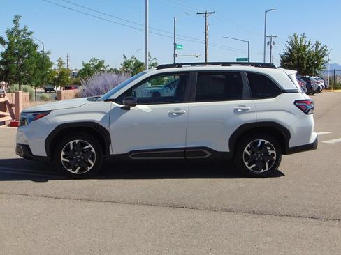 Certified 2025 Subaru Forester Limited AWD/4WD image 7
