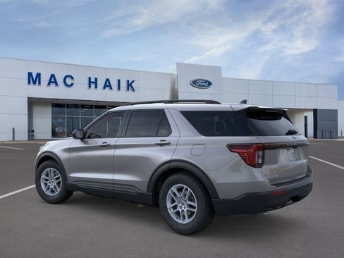 New 2026 Ford Explorer Active RWD image 4