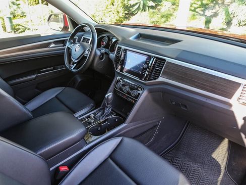 Used 2018 Volkswagen Atlas SEL w/ R-Line Package image 22