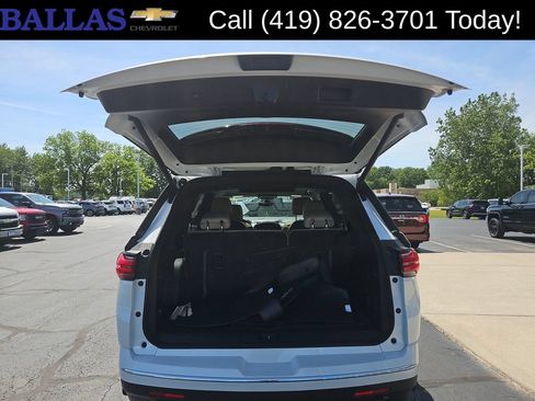 Used 2023 Chevrolet Traverse Premier AWD/4WD image 27