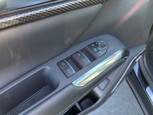 New 2026 Chevrolet Traverse High Country image 32