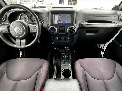 Used 2013 Jeep Wrangler Sport image 15