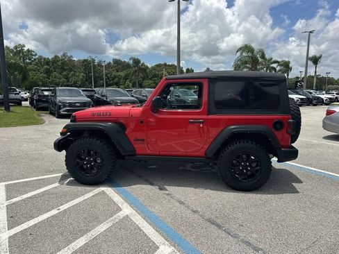 Used 2022 Jeep Wrangler Sport AWD/4WD image 9