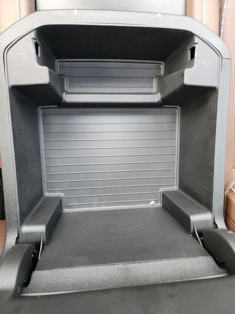 Used 2024 Chevrolet Tahoe High Country AWD/4WD image 37