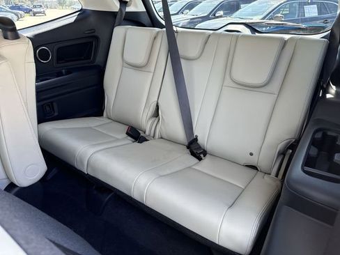 Used 2025 Subaru Ascent Limited image 17