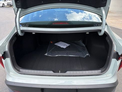 New 2026 Kia K4 FWD image 16