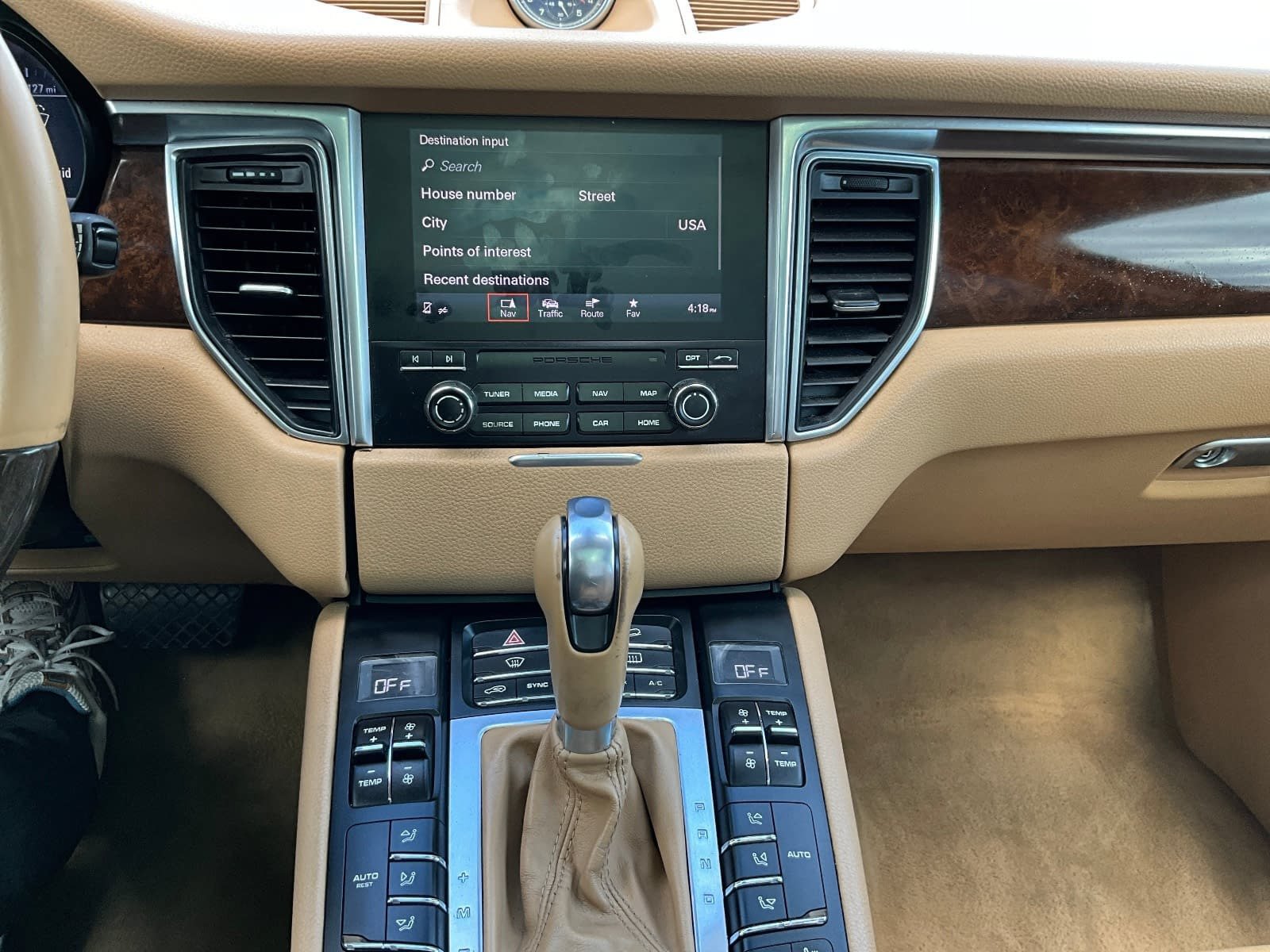 Used 2017 Porsche Macan AWD/4WD image 14
