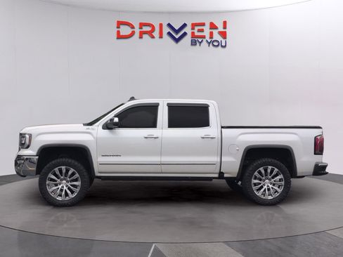 Used 2018 GMC Sierra 1500 SLT AWD/4WD image 2